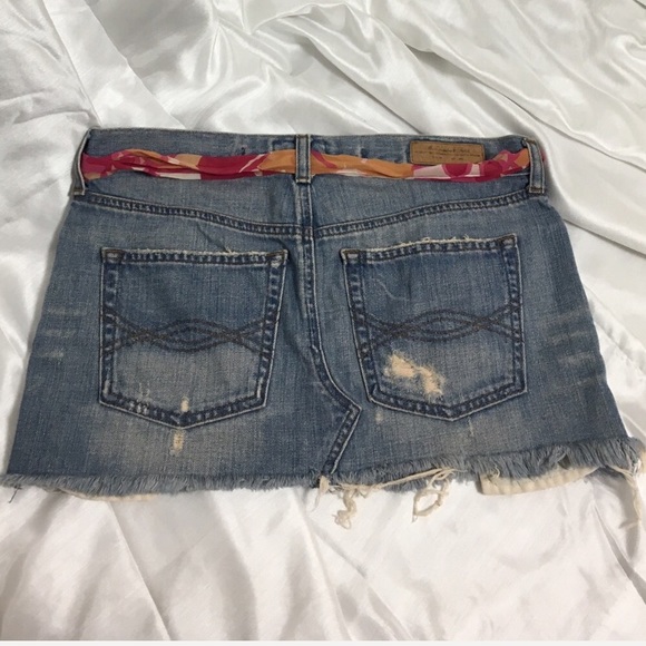 Abercrombie & Fitch Jean Skirt - Picture 2 of 3